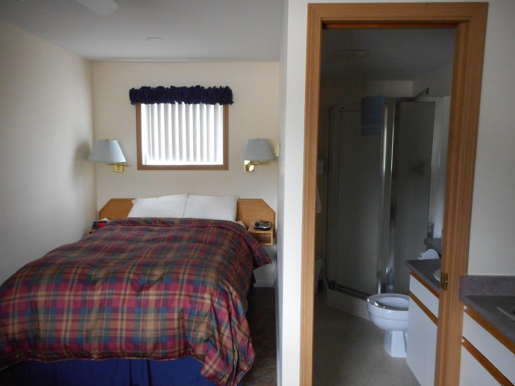 Blue River Motel Екстериор снимка
